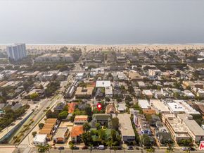 2510 4th Street A, Santa Monica CA 90405