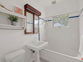 2510 4th Street A, Santa Monica CA 90405