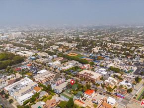 2510 4th Street A, Santa Monica CA 90405
