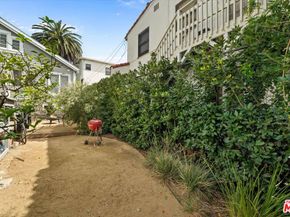 2510 4th Street A, Santa Monica CA 90405