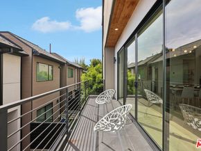 3223 Rowena Avenue, Los Angeles CA 90027