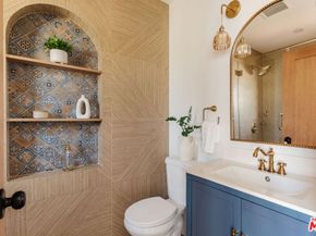 3936 Olmsted Avenue, Los Angeles CA 90008