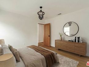3936 Olmsted Avenue, Los Angeles CA 90008