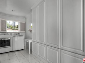 2731 Kelton Avenue, Los Angeles CA 90064