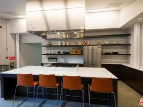 13200 Pacific 419, Playa Vista CA 90094