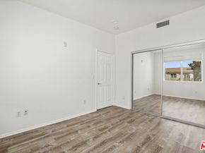 13200 Pacific 419, Playa Vista CA 90094