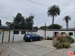 702 CEDAR Avenue, Long Beach CA 90813