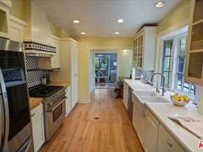 1635 Loma Vista Street, Pasadena CA 91104