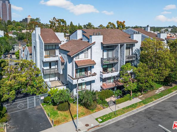 1920 Pandora Avenue 3, Los Angeles CA 90025