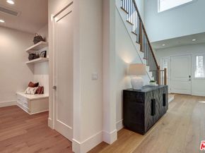 11729 Hartsook Street, Valley Village CA 91607