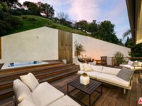 2965 Passmore Drive, Los Angeles CA 90068