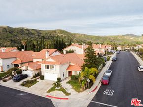 12000 Falcon Crest Way, Porter Ranch CA 91326