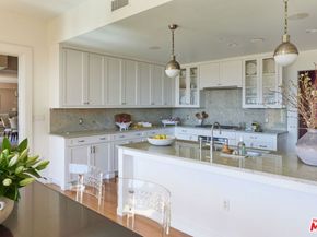 1 W Century Drive 4A, Los Angeles CA 90067