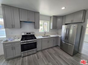 635 W 51st Street, Los Angeles CA 90037