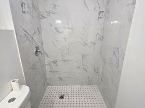 635 W 51st Street, Los Angeles CA 90037