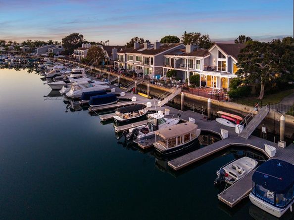 3532 Windspun Drive, Huntington Beach CA 92649