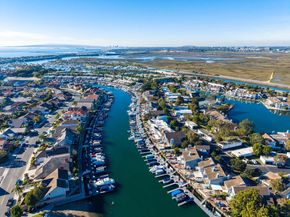 3532 Windspun Drive, Huntington Beach CA 92649