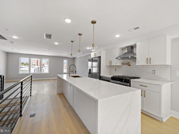 1811 S Orianna St UNIT B, Philadelphia PA 19148