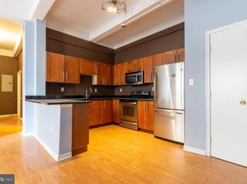 1324 Locust Street
