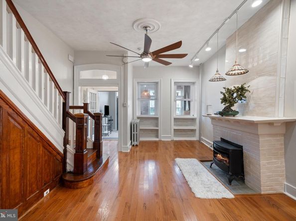 107 W Seymour Street, Philadelphia PA 19144
