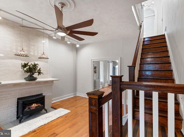 107 W Seymour Street, Philadelphia PA 19144