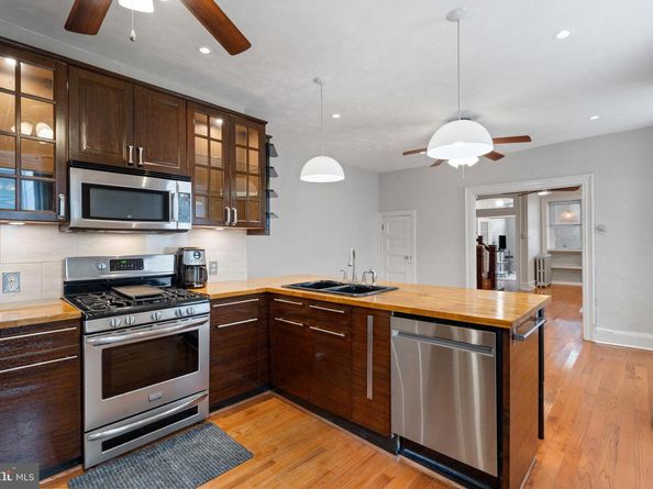 107 W Seymour Street, Philadelphia PA 19144
