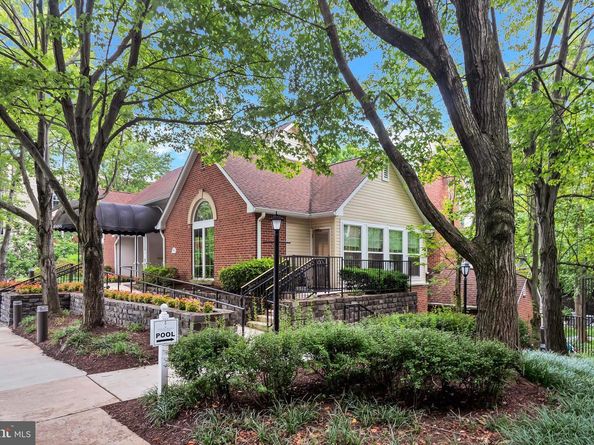 1541 Lincoln Way 201A, Mclean VA 22102