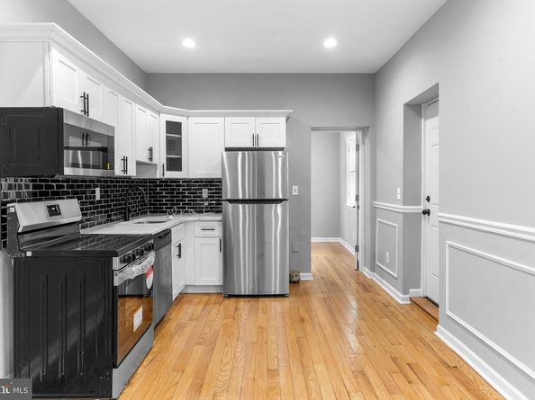 2116 N 17TH Street, Philadelphia PA 19121