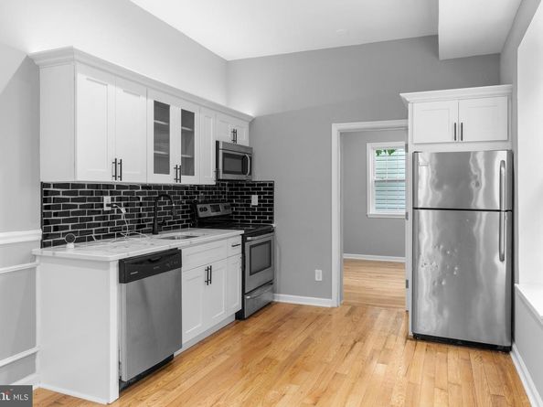 2116 N 17TH Street, Philadelphia PA 19121