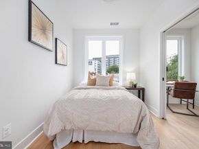 771 18TH Street NE B, Washington DC 20002