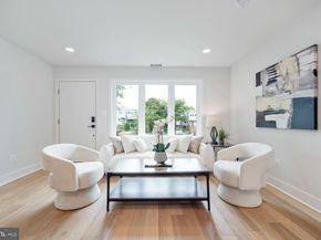 771 18TH Street NE B, Washington DC 20002