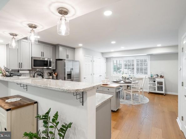 1657 N Van Dorn Street, Alexandria VA 22304