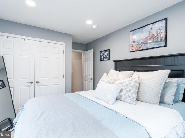 1657 N Van Dorn Street, Alexandria VA 22304