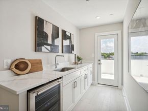 901 19TH Street NE PH2, Washington DC 20002