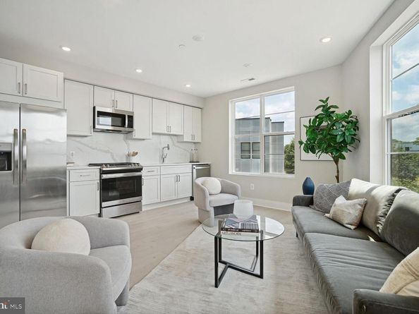 901 19TH Street NE PH2, Washington DC 20002