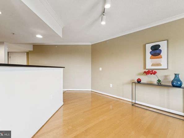 2220 Fairfax Drive 309, Arlington VA 22201
