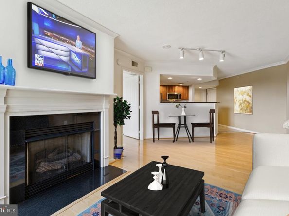 2220 Fairfax Drive 309, Arlington VA 22201