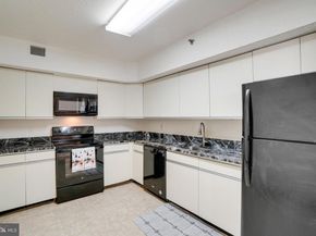 1016 S Wayne Street 406, Arlington VA 22204