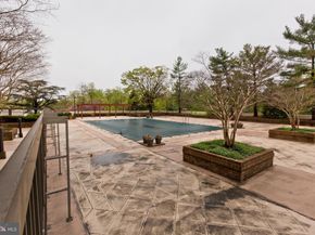 1016 S Wayne Street 406, Arlington VA 22204