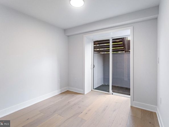 845 19TH Street NE UNIT 4, Washington DC 20002
