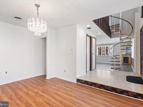 2401 S Opal Street, Philadelphia PA 19145