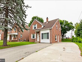 313 S Bishop Avenue, Secane PA 19018