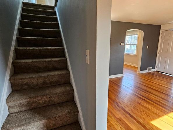 30 Wayne Avenue, Springfield PA 19064