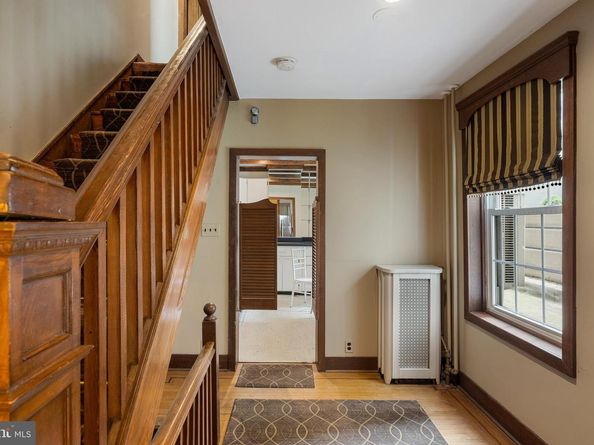 148 Vine Street, Philadelphia PA 19106