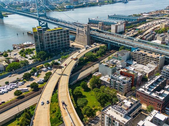 148 Vine Street, Philadelphia PA 19106