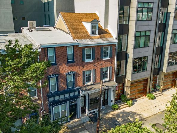 148 Vine Street, Philadelphia PA 19106