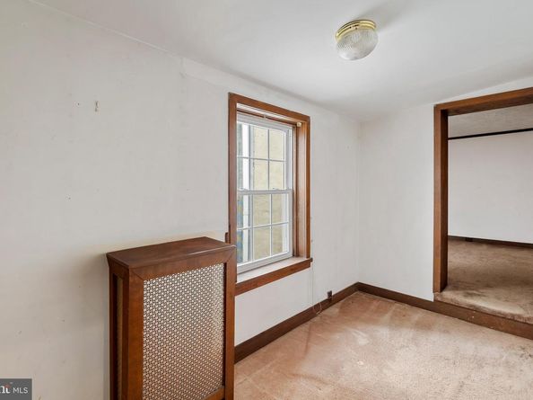 148 Vine Street, Philadelphia PA 19106