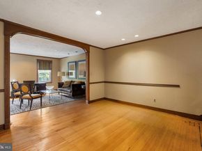 148 Vine Street, Philadelphia PA 19106