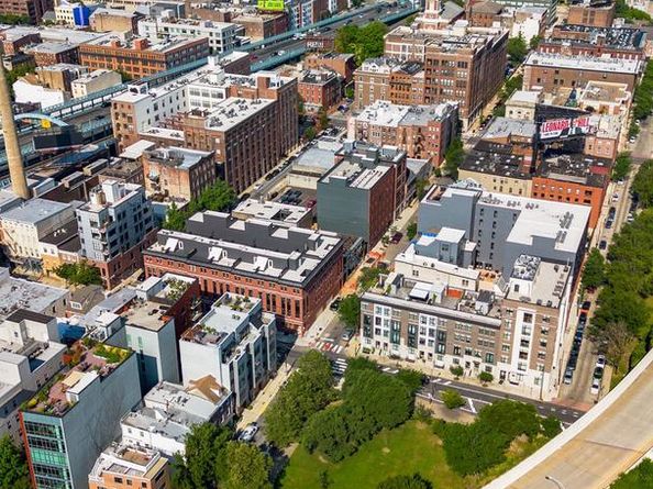 148 Vine Street, Philadelphia PA 19106
