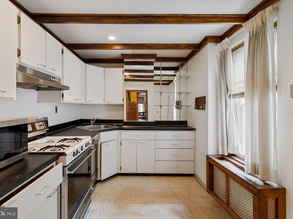148 Vine Street, Philadelphia PA 19106